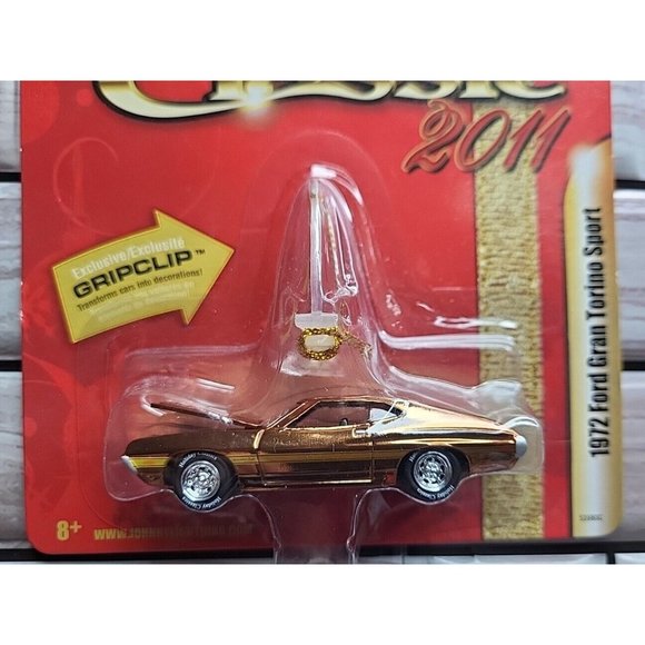 Johnny Lightning Holiday classic 1972 Ford Gran Torino Sport Ornament TOYS R US - Picture 2 of 3